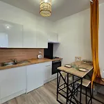 Les Loges Du Beffroi - L'eclatant - Lit King-size דירה