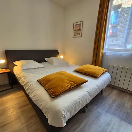 Apartment Les Loges Du Beffroi - L'eclatant *